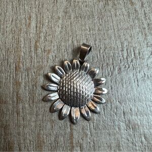 Vintage 925 Sterling Silver Sunflower Pendant